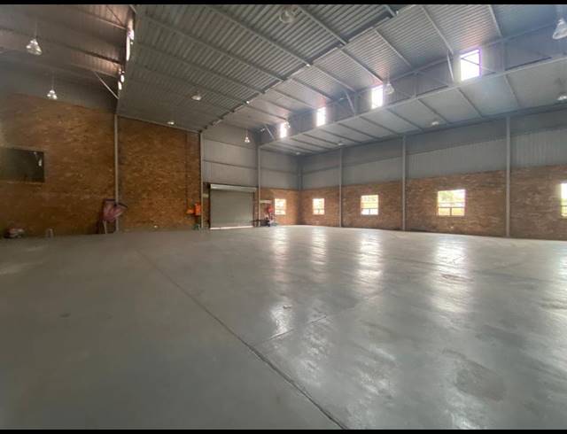 2,900M² WAREHOUSE FOR SALE IN ARMADALE